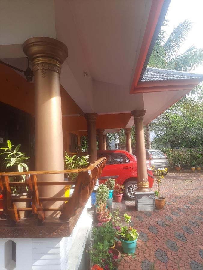 Navendu Homestay Alappuzha Екстериор снимка